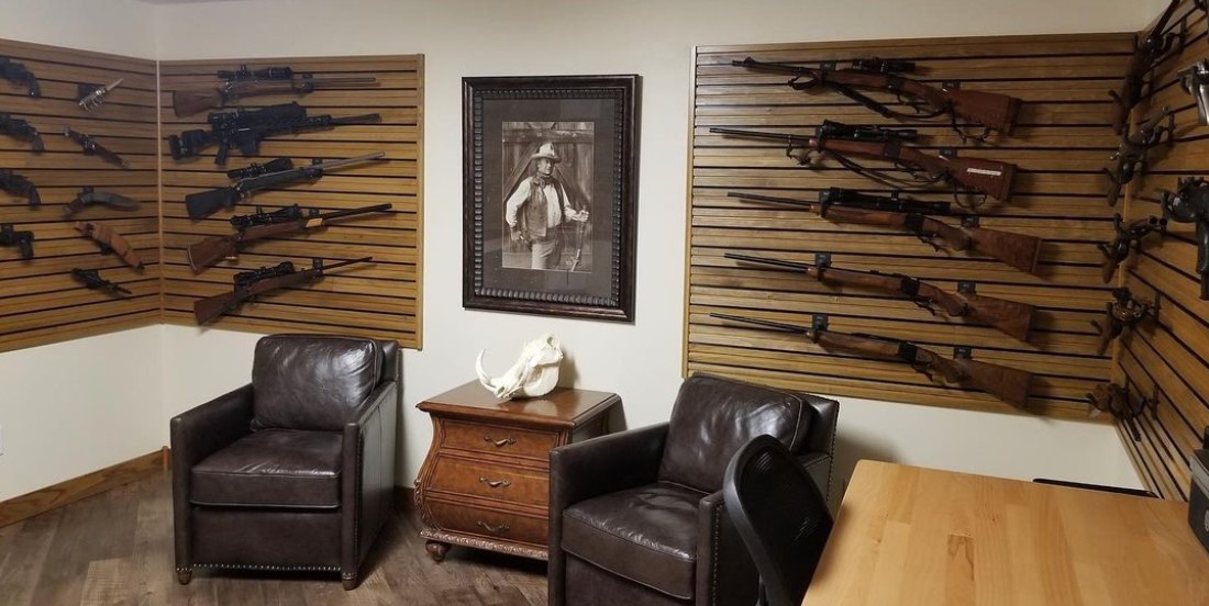 Hunting Room Ideas & Storage Solutions - Hold Up Displays